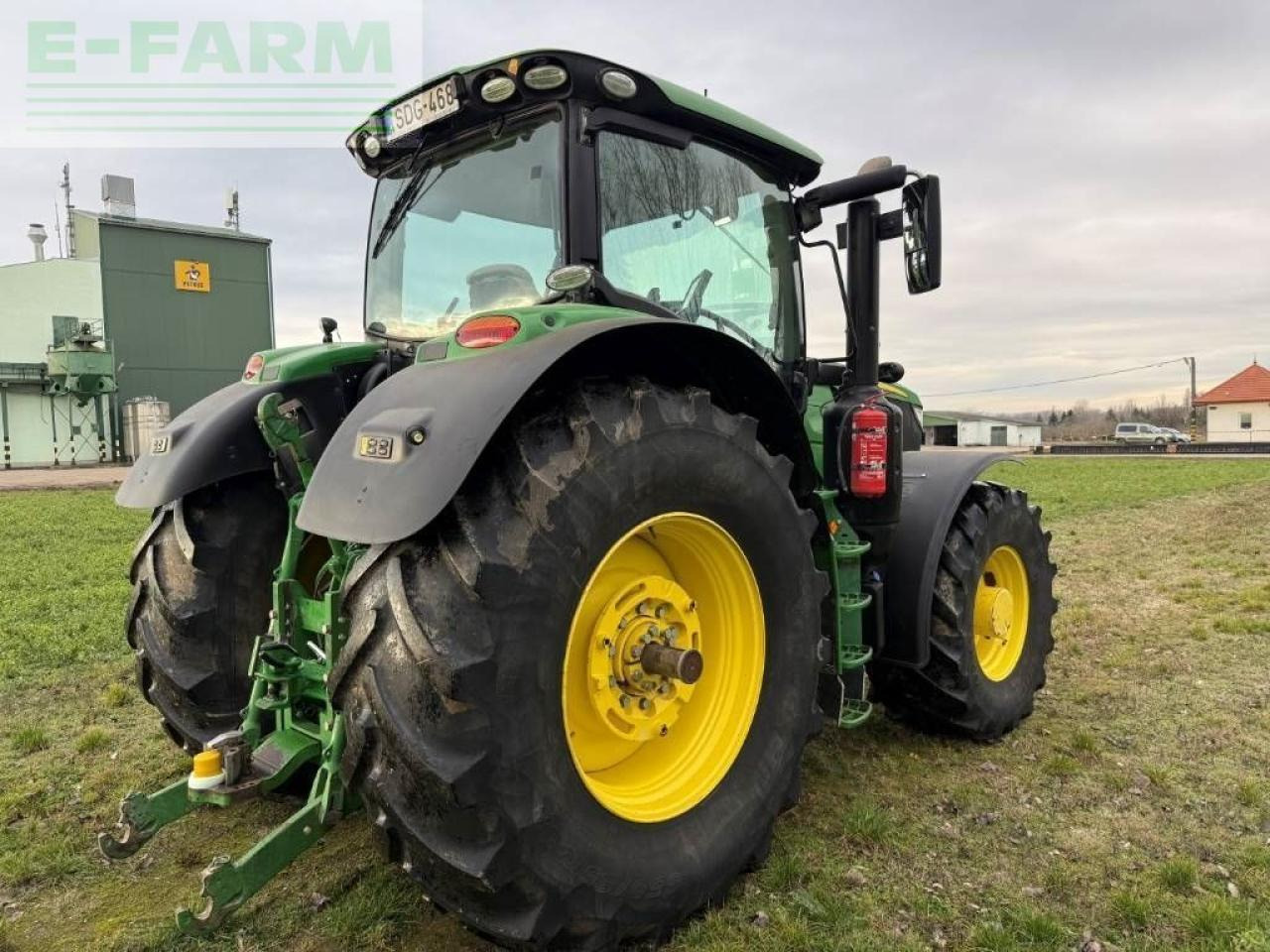 John Deere 6215r directdrive - Τρακτέρ: φωτογραφία 5 John Deere 6215r directdrive - Τρακτέρ: φωτογραφία 5