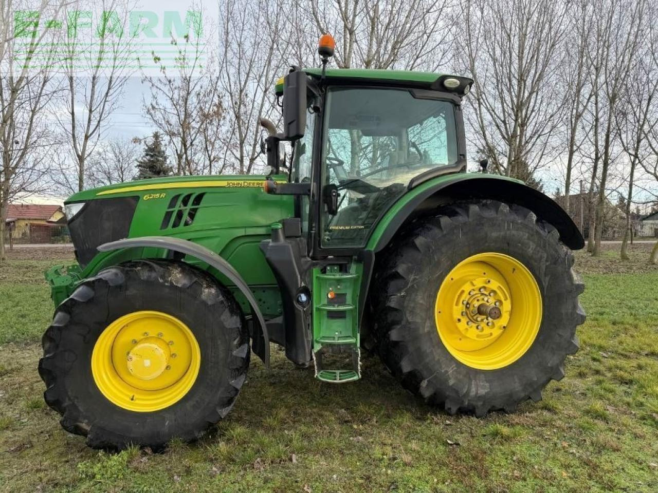 John Deere 6215r directdrive - Τρακτέρ: φωτογραφία 2 John Deere 6215r directdrive - Τρακτέρ: φωτογραφία 2
