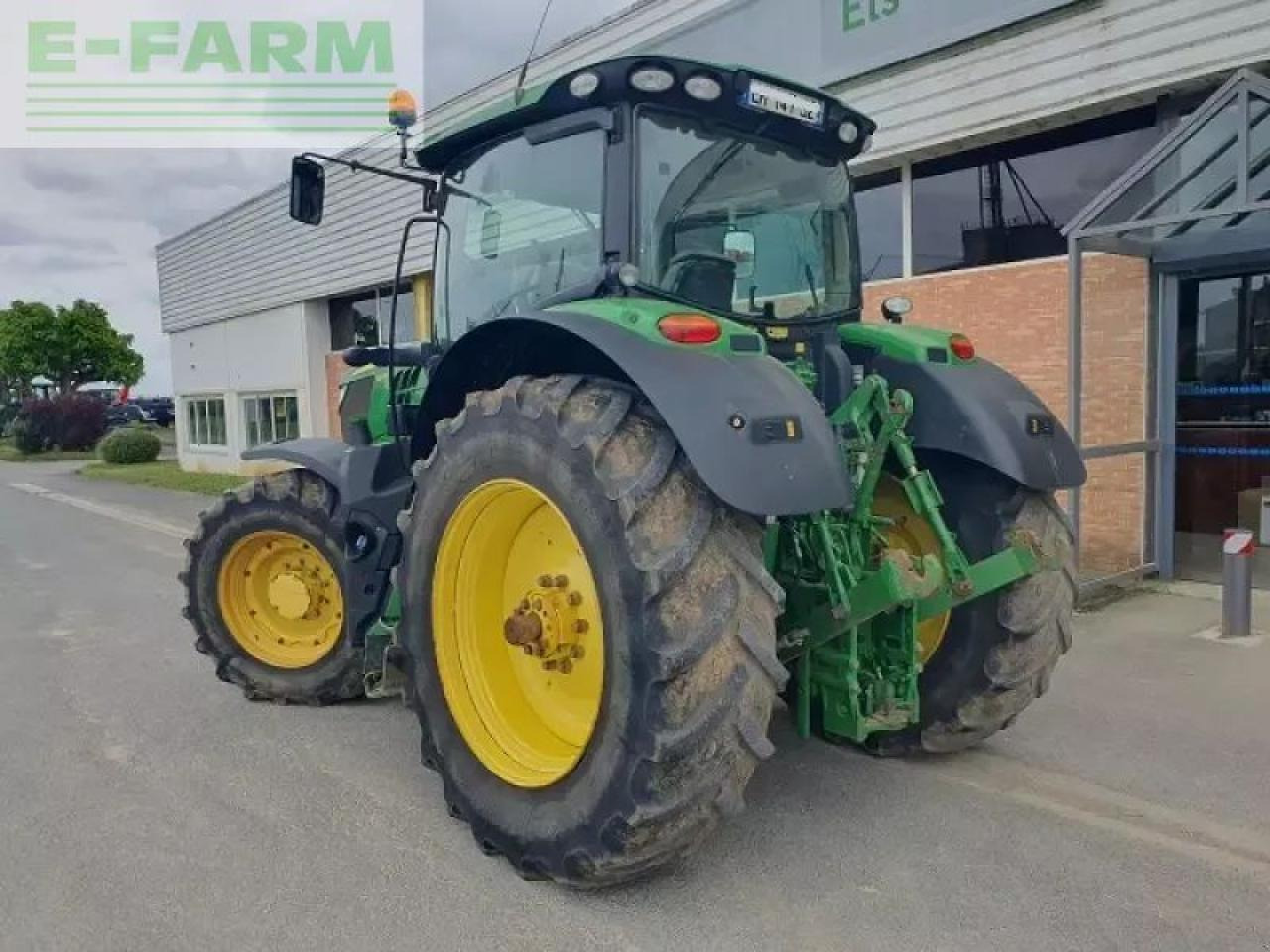 John Deere 6215r - Τρακτέρ: φωτογραφία 4 John Deere 6215r - Τρακτέρ: φωτογραφία 4