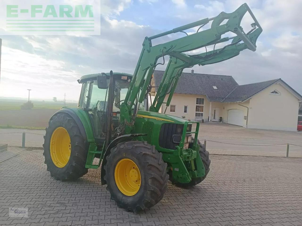 John Deere 6220se - Τρακτέρ: φωτογραφία 2 John Deere 6220se - Τρακτέρ: φωτογραφία 2