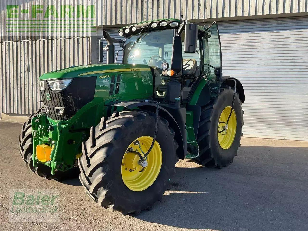 John Deere 6250r - Τρακτέρ: φωτογραφία 1 John Deere 6250r - Τρακτέρ: φωτογραφία 1