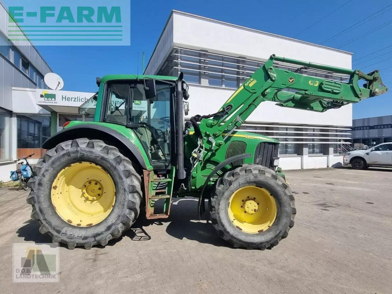 John Deere 6820 - Τρακτέρ: φωτογραφία 4 John Deere 6820 - Τρακτέρ: φωτογραφία 4