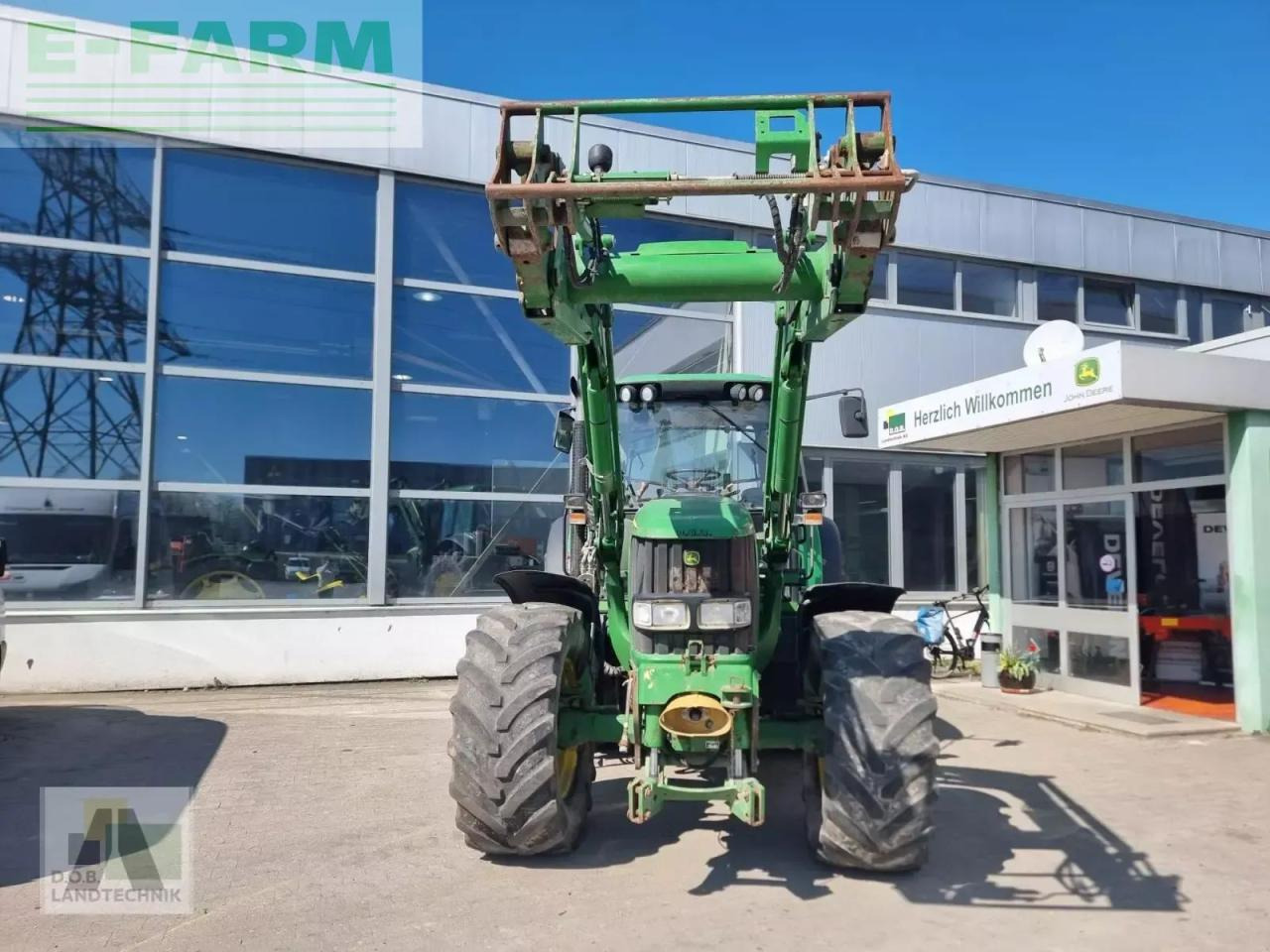 John Deere 6820 - Τρακτέρ: φωτογραφία 2 John Deere 6820 - Τρακτέρ: φωτογραφία 2