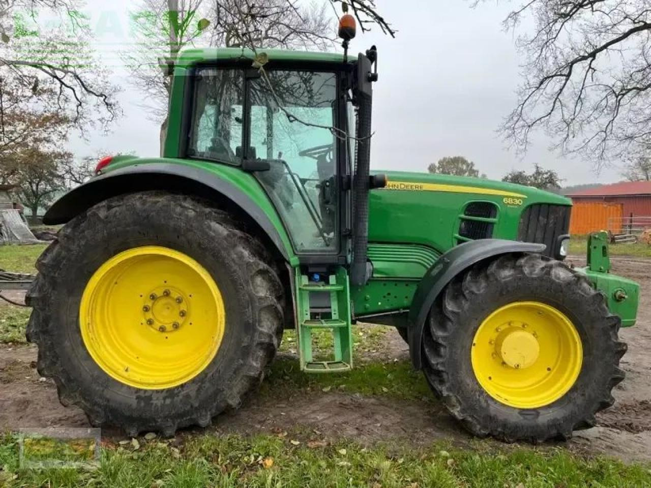 John Deere 6830 - Τρακτέρ: φωτογραφία 1 John Deere 6830 - Τρακτέρ: φωτογραφία 1