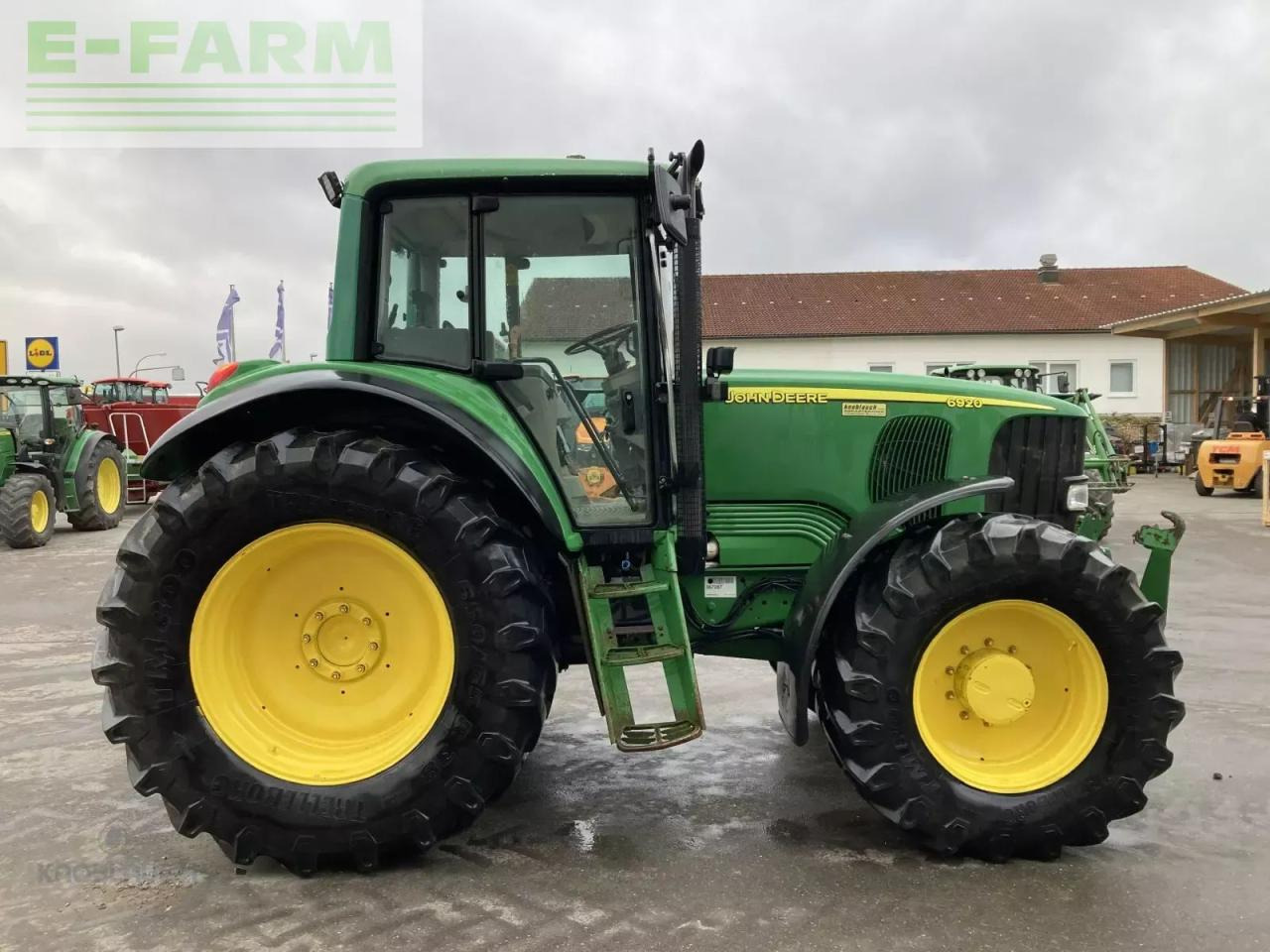 John Deere 6920 premium - Τρακτέρ: φωτογραφία 4 John Deere 6920 premium - Τρακτέρ: φωτογραφία 4
