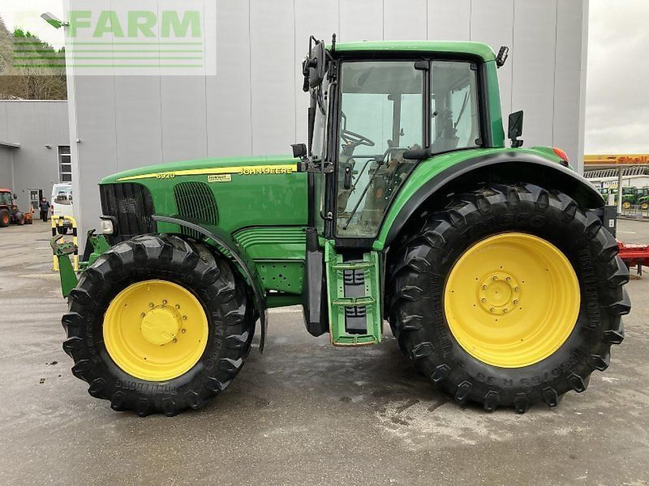 John Deere 6920 premium - Τρακτέρ: φωτογραφία 2 John Deere 6920 premium - Τρακτέρ: φωτογραφία 2