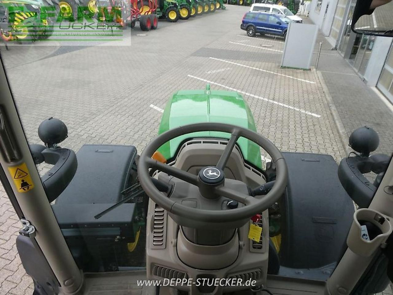 John Deere 6r 110 - Τρακτέρ: φωτογραφία 4 John Deere 6r 110 - Τρακτέρ: φωτογραφία 4