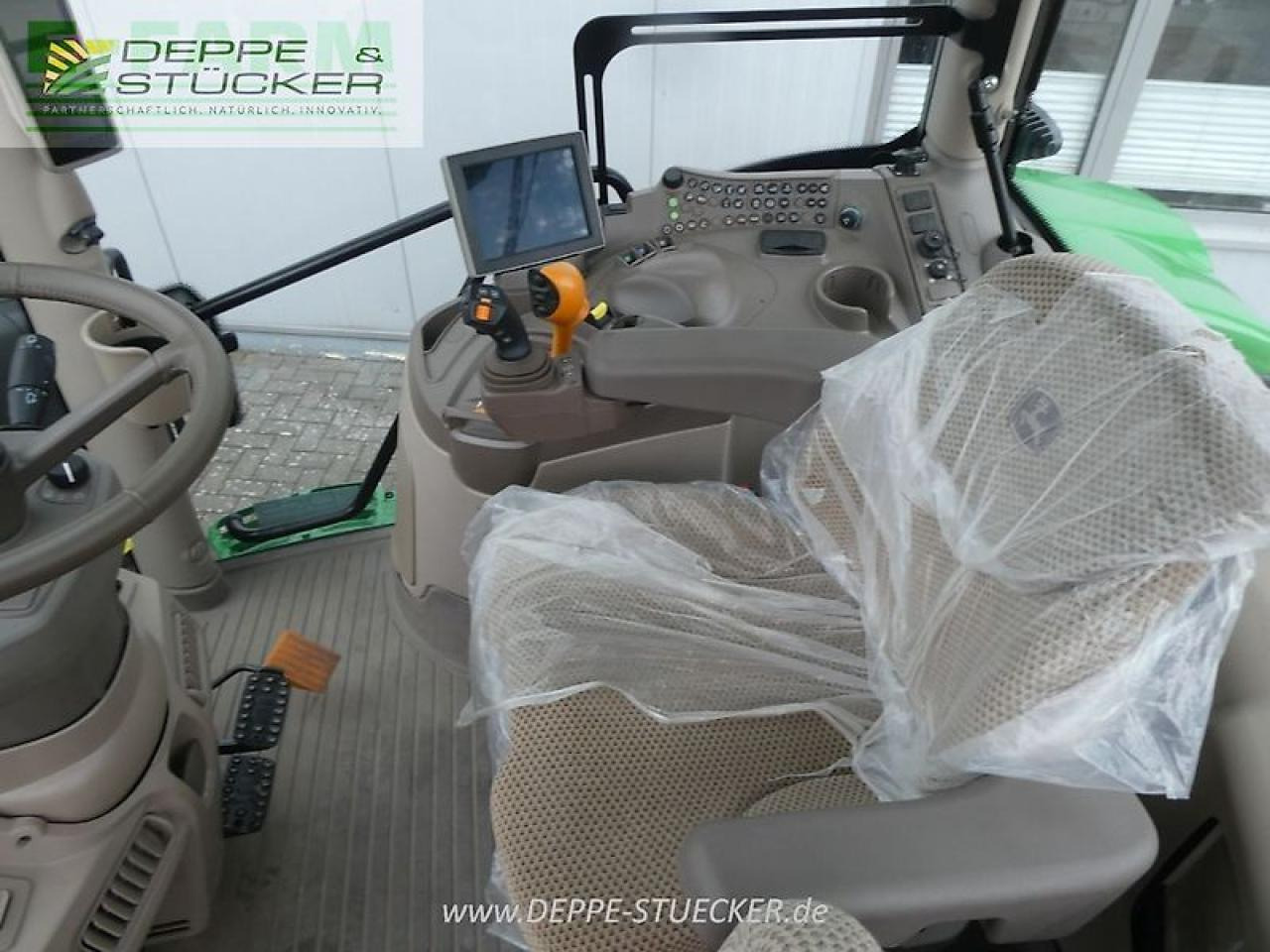 John Deere 6r 110 - Τρακτέρ: φωτογραφία 3 John Deere 6r 110 - Τρακτέρ: φωτογραφία 3