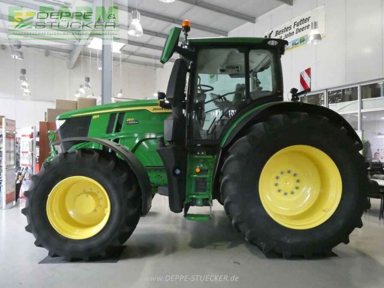 Τρακτέρ John Deere 6r 250: φωτογραφία 9 Τρακτέρ John Deere 6r 250: φωτογραφία 9