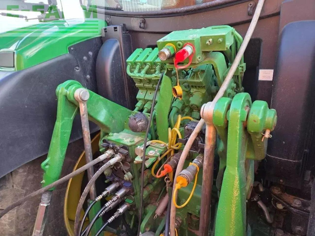 John Deere 6r155 - Τρακτέρ: φωτογραφία 2 John Deere 6r155 - Τρακτέρ: φωτογραφία 2