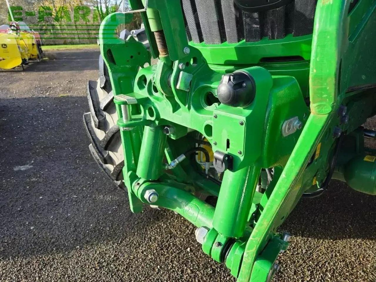 John Deere 6r155 - Τρακτέρ: φωτογραφία 5 John Deere 6r155 - Τρακτέρ: φωτογραφία 5