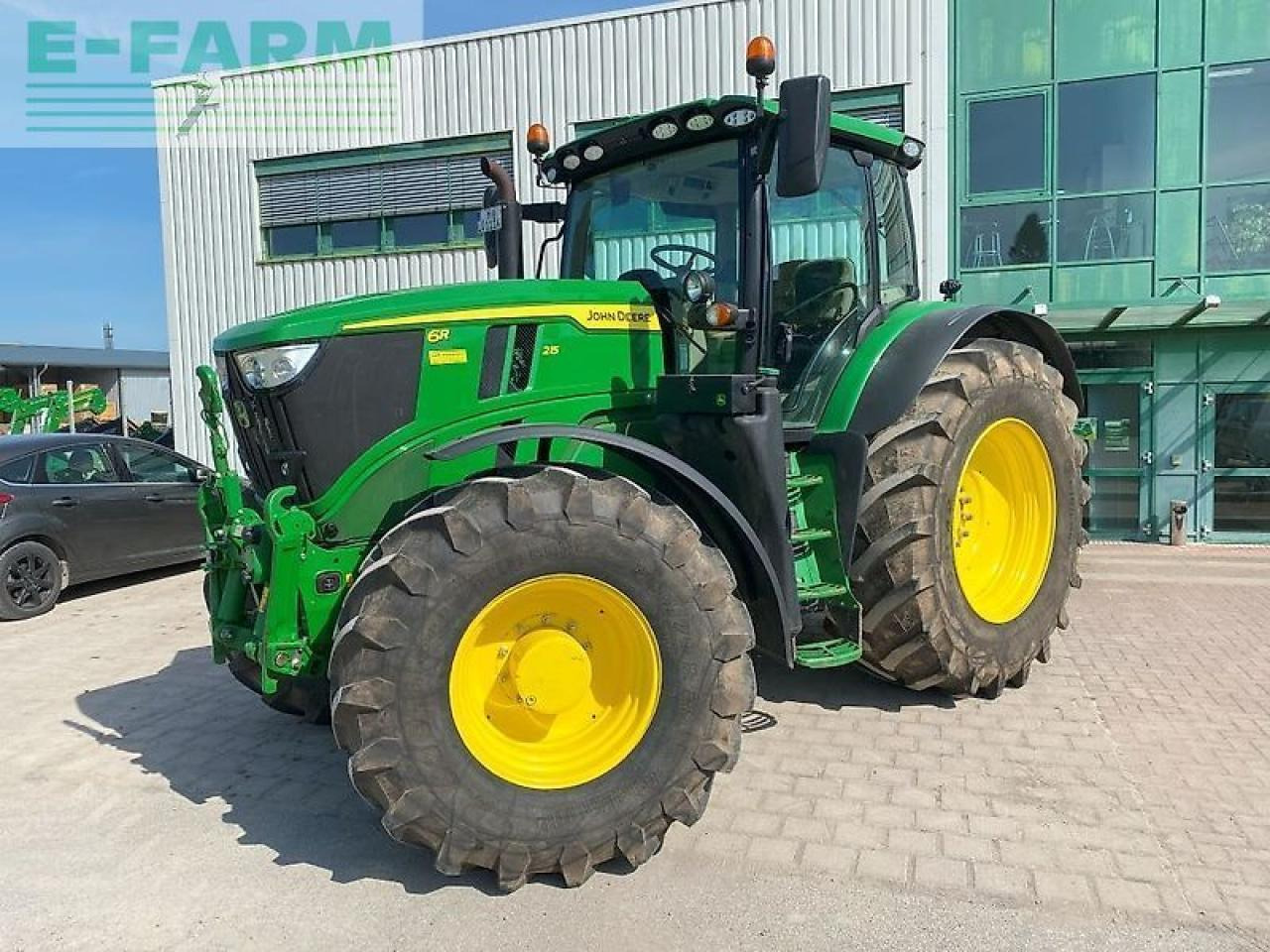 John Deere 6r215 - Τρακτέρ: φωτογραφία 1 John Deere 6r215 - Τρακτέρ: φωτογραφία 1