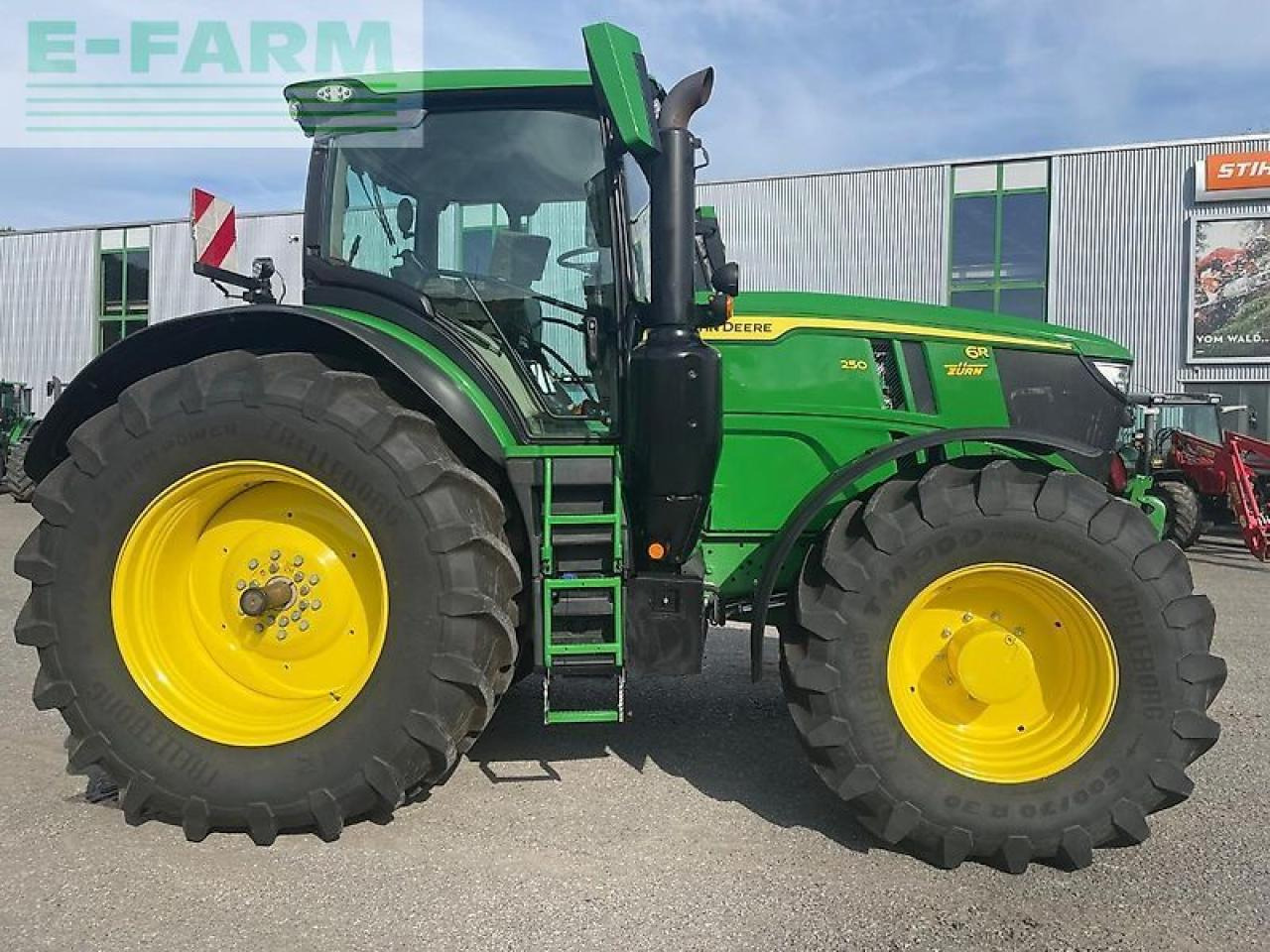 John Deere 6r250 / 6r 250 - Τρακτέρ: φωτογραφία 4 John Deere 6r250 / 6r 250 - Τρακτέρ: φωτογραφία 4