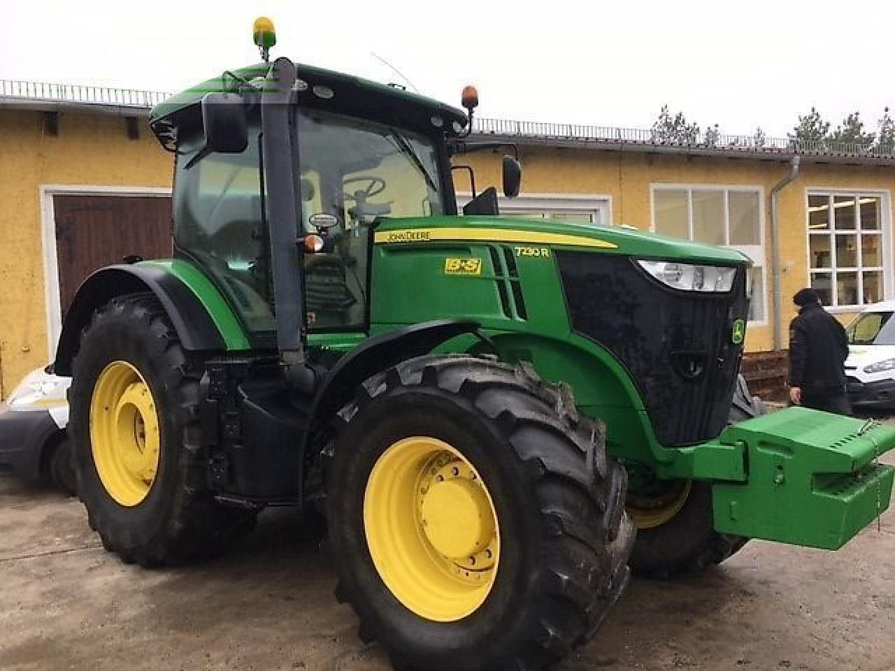 John Deere 7230r - Τρακτέρ: φωτογραφία 4 John Deere 7230r - Τρακτέρ: φωτογραφία 4