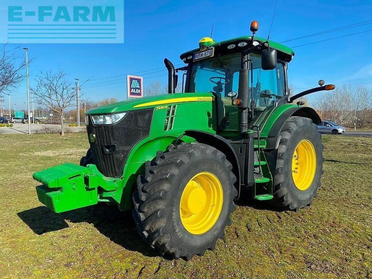 John Deere 7230r - Τρακτέρ: φωτογραφία 1 John Deere 7230r - Τρακτέρ: φωτογραφία 1