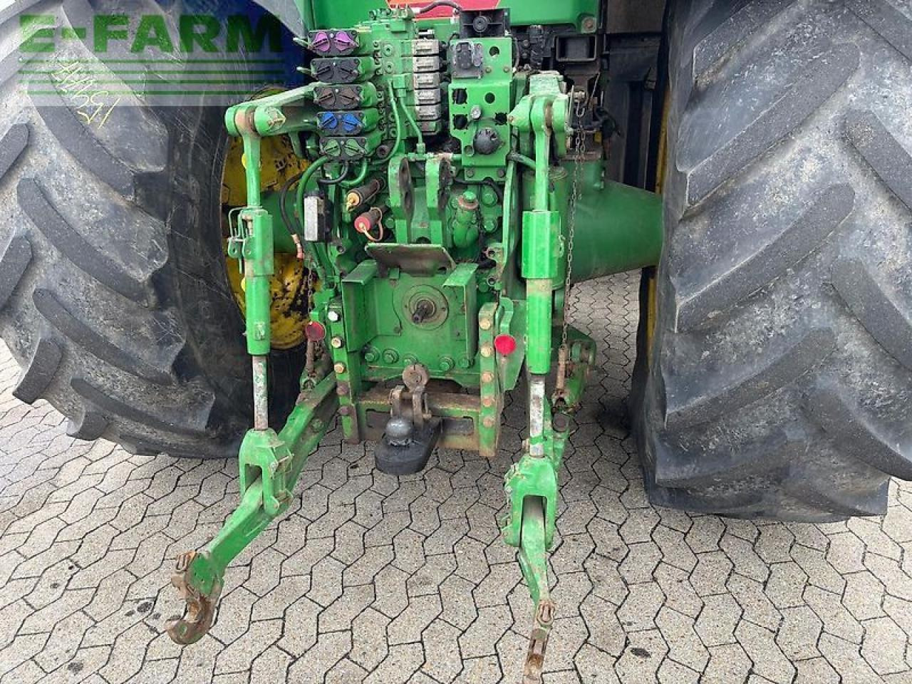 John Deere 7280r - Τρακτέρ: φωτογραφία 3 John Deere 7280r - Τρακτέρ: φωτογραφία 3
