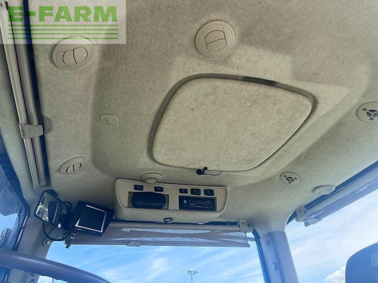 Τρακτέρ John Deere 7290r: φωτογραφία 12 Τρακτέρ John Deere 7290r: φωτογραφία 12