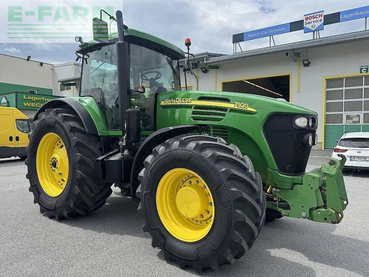 John Deere 7920 - Τρακτέρ: φωτογραφία 2 John Deere 7920 - Τρακτέρ: φωτογραφία 2