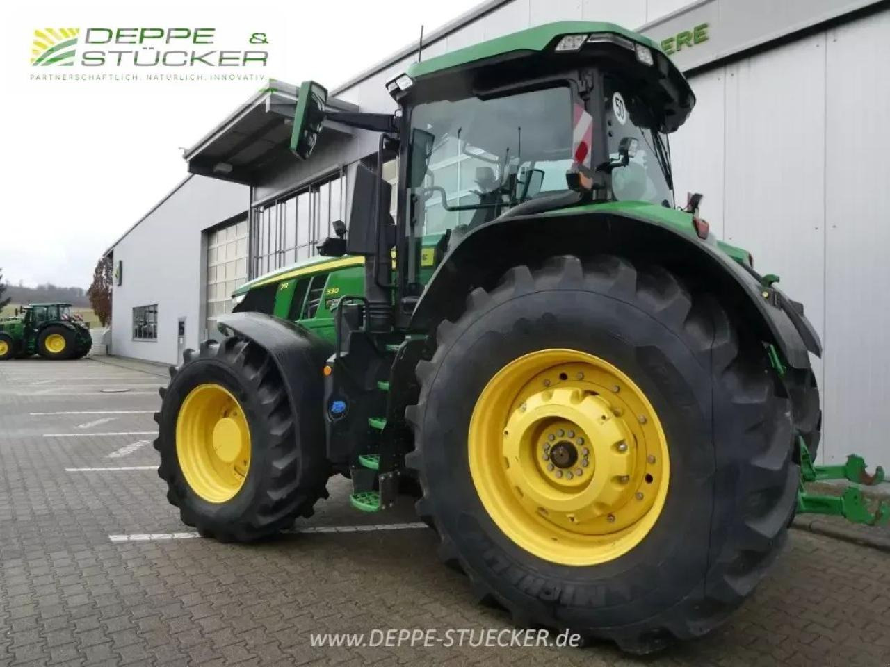 John Deere 7r 330 - Τρακτέρ: φωτογραφία 3 John Deere 7r 330 - Τρακτέρ: φωτογραφία 3