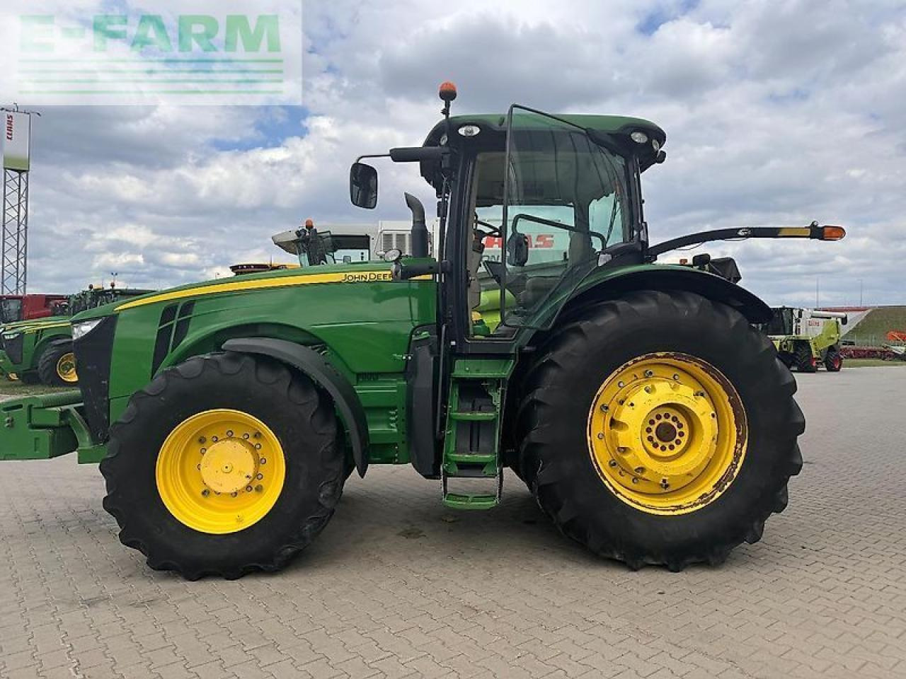 John Deere 8270r - Τρακτέρ: φωτογραφία 4 John Deere 8270r - Τρακτέρ: φωτογραφία 4