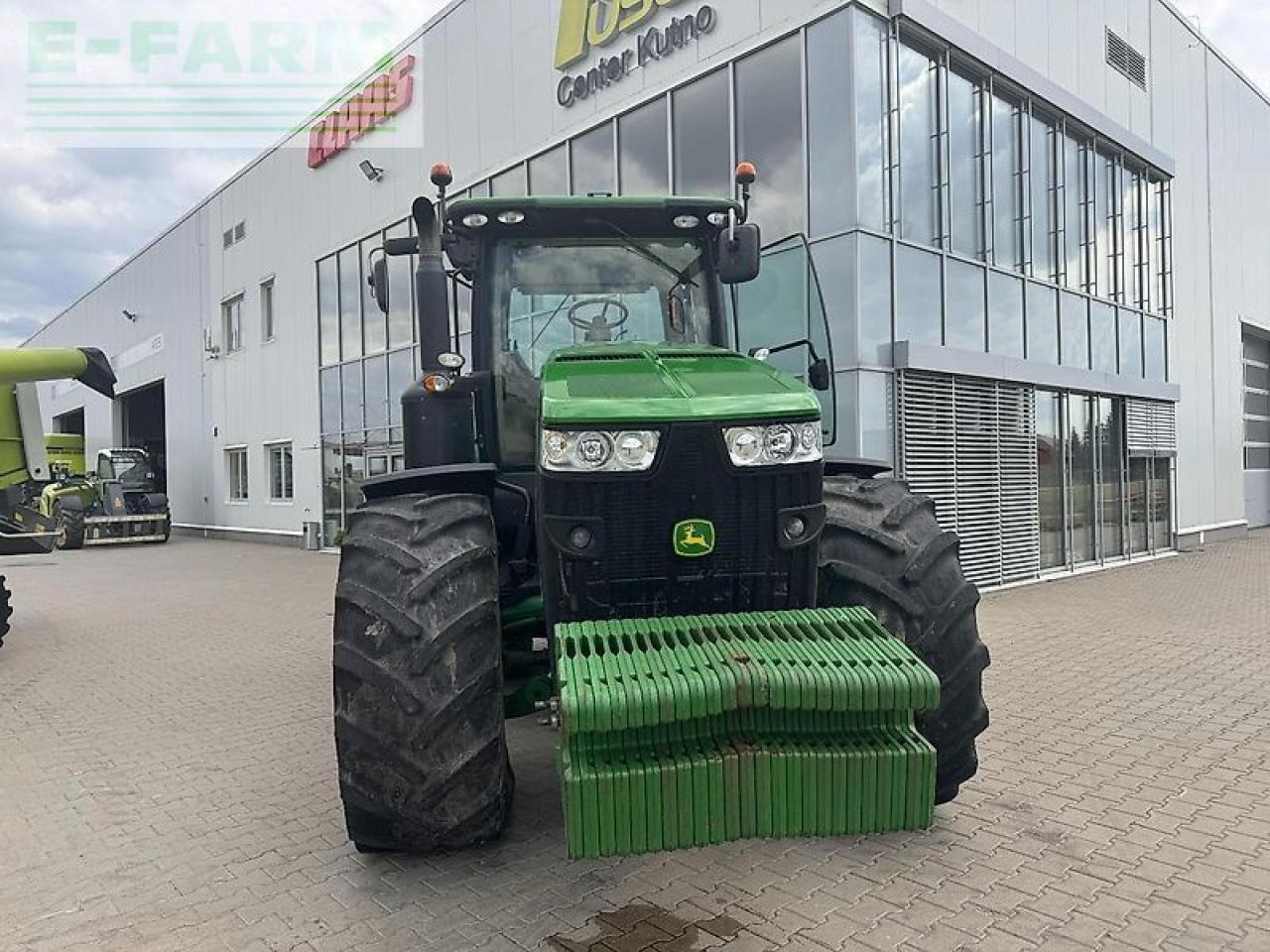 John Deere 8270r - Τρακτέρ: φωτογραφία 2 John Deere 8270r - Τρακτέρ: φωτογραφία 2