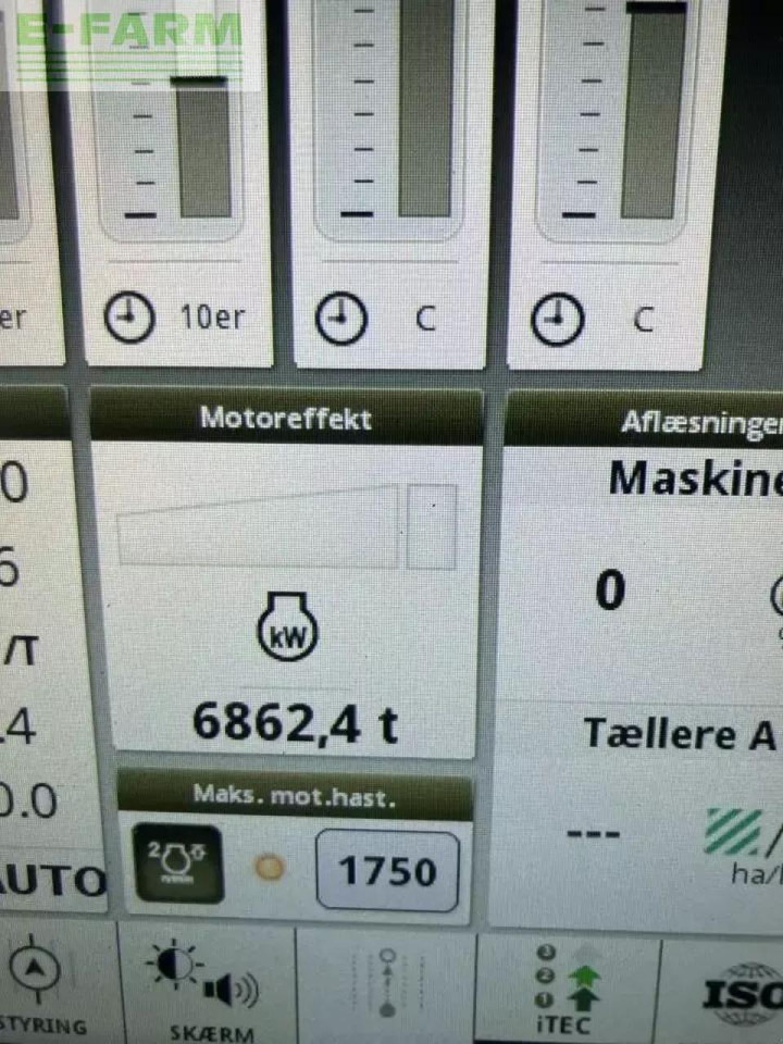 John Deere 8320r - Τρακτέρ: φωτογραφία 5 John Deere 8320r - Τρακτέρ: φωτογραφία 5