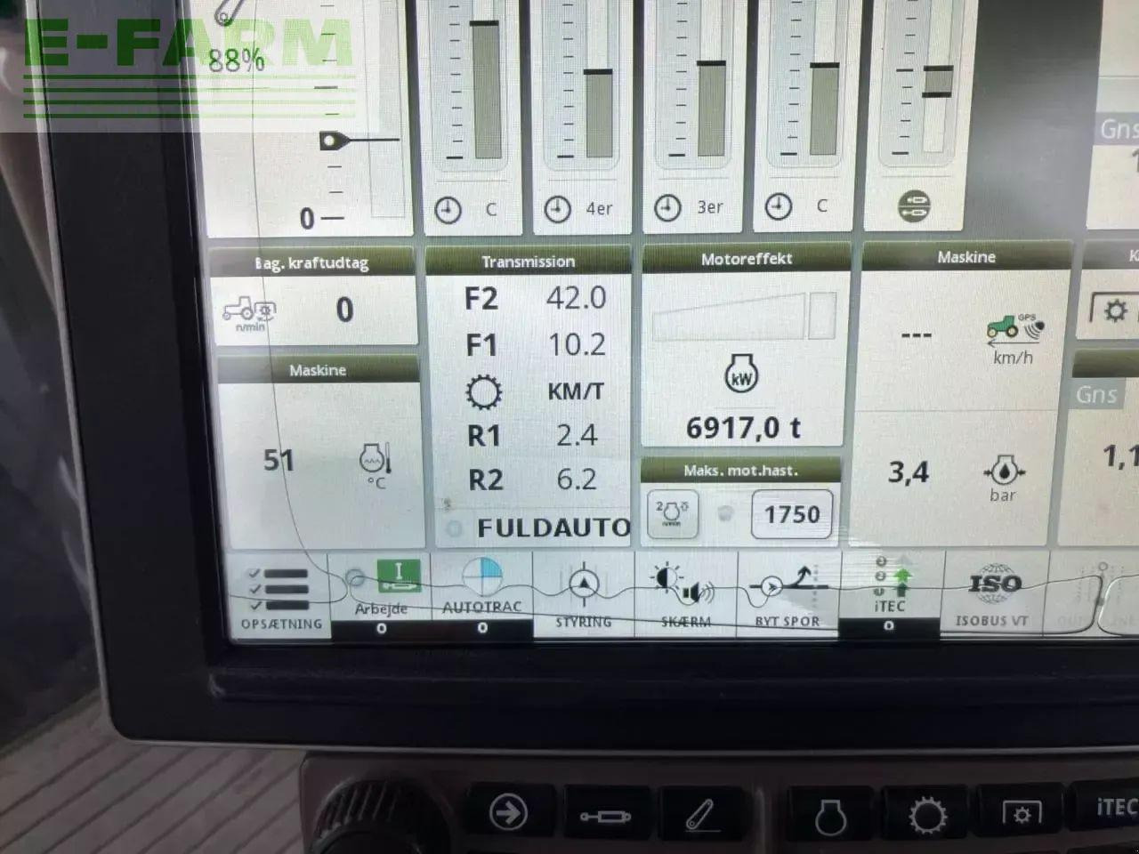 John Deere 8320r - Τρακτέρ: φωτογραφία 3 John Deere 8320r - Τρακτέρ: φωτογραφία 3