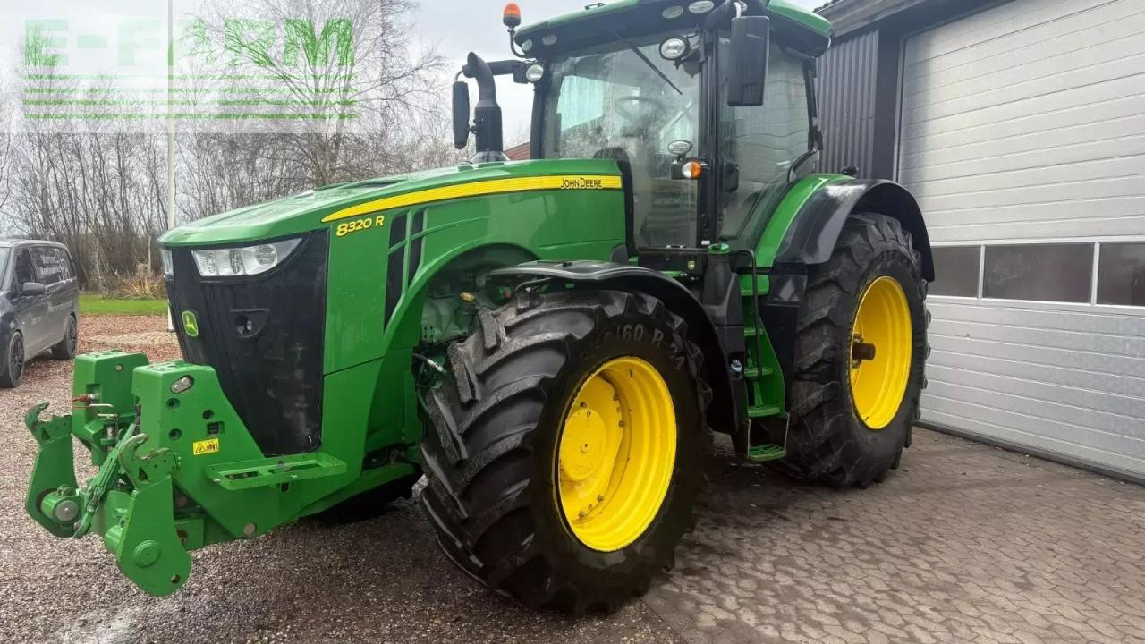 John Deere 8320r - Τρακτέρ: φωτογραφία 1 John Deere 8320r - Τρακτέρ: φωτογραφία 1