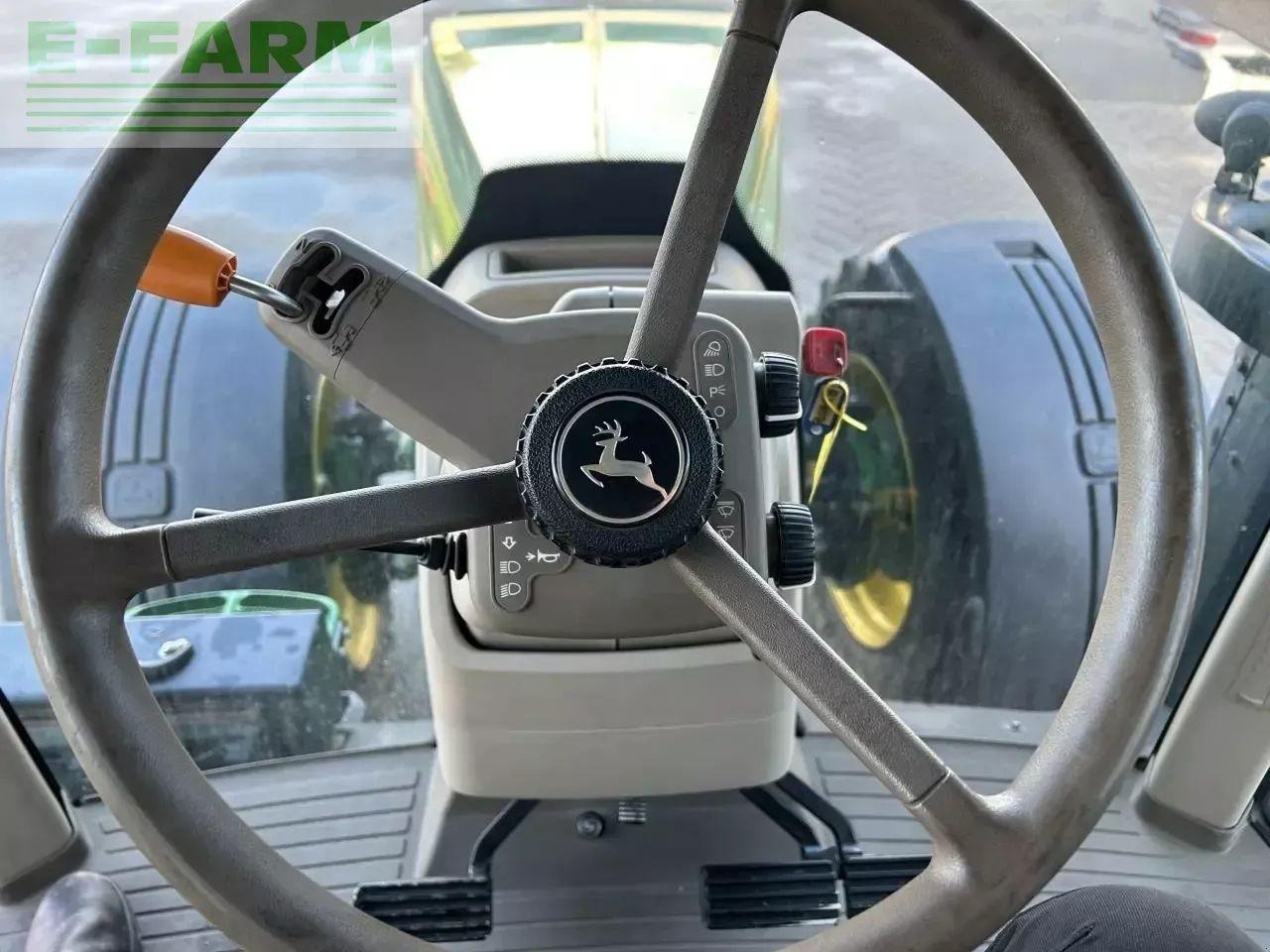 John Deere 8345r - Τρακτέρ: φωτογραφία 4 John Deere 8345r - Τρακτέρ: φωτογραφία 4