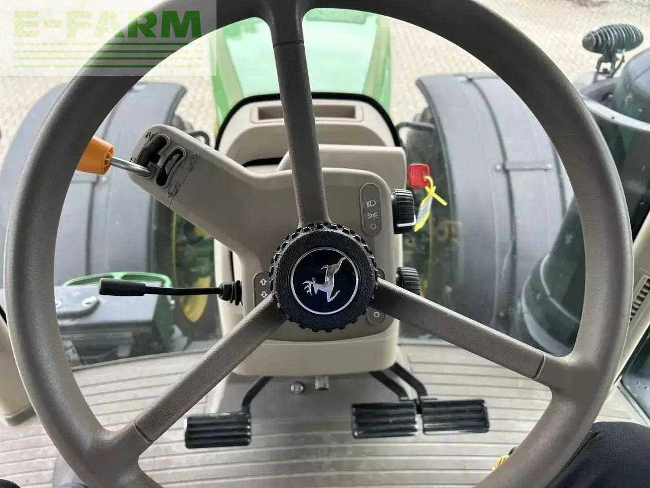 John Deere 8345r - Τρακτέρ: φωτογραφία 4 John Deere 8345r - Τρακτέρ: φωτογραφία 4