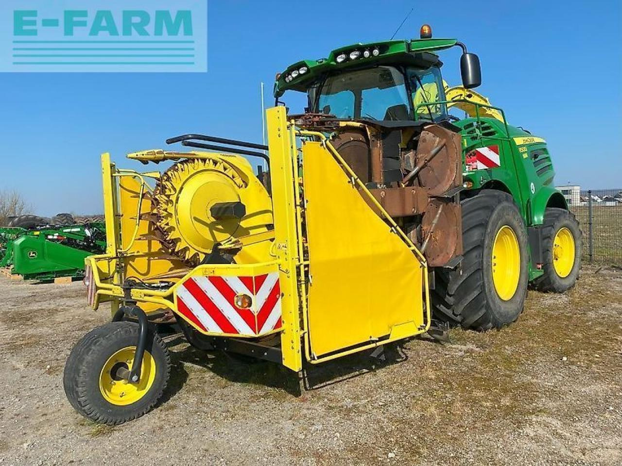 John Deere 8500 mit kemper 460 stalkbuster - Ενσιρωτική μηχανή: φωτογραφία 1 John Deere 8500 mit kemper 460 stalkbuster - Ενσιρωτική μηχανή: φωτογραφία 1