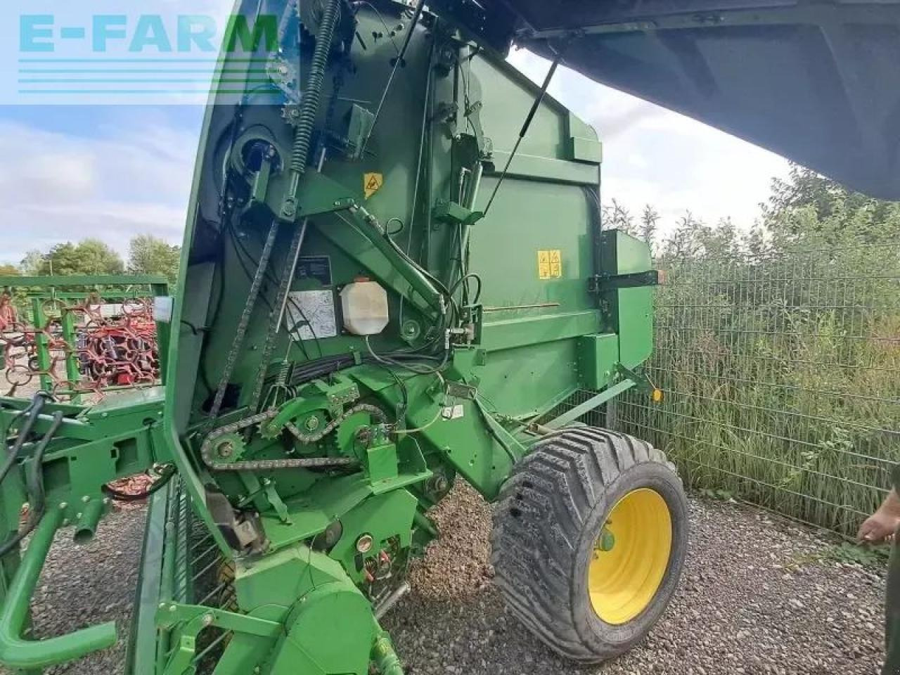 John Deere 864 premium - Χορτοδετική μηχανή τετράγωνες μπάλες: φωτογραφία 2 John Deere 864 premium - Χορτοδετική μηχανή τετράγωνες μπάλες: φωτογραφία 2