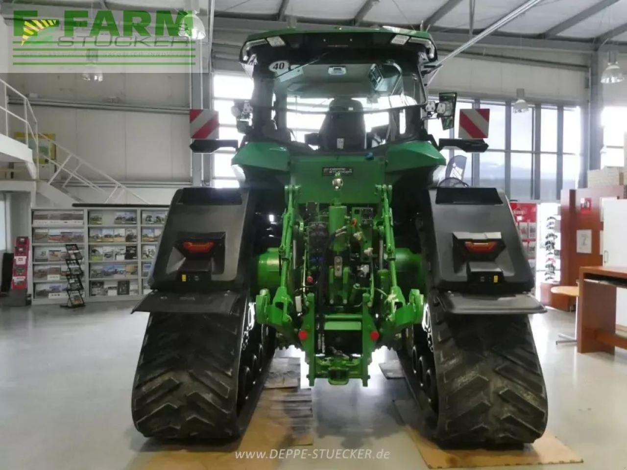 John Deere 8rx 410 - Τρακτέρ: φωτογραφία 4 John Deere 8rx 410 - Τρακτέρ: φωτογραφία 4