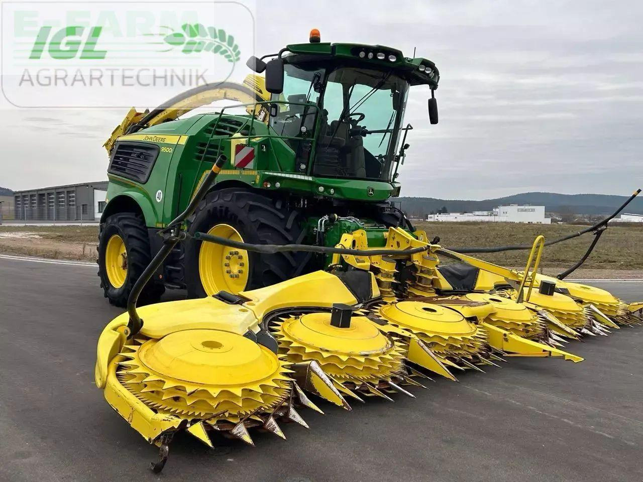 John Deere 9500i - Ενσιρωτική μηχανή: φωτογραφία 2 John Deere 9500i - Ενσιρωτική μηχανή: φωτογραφία 2