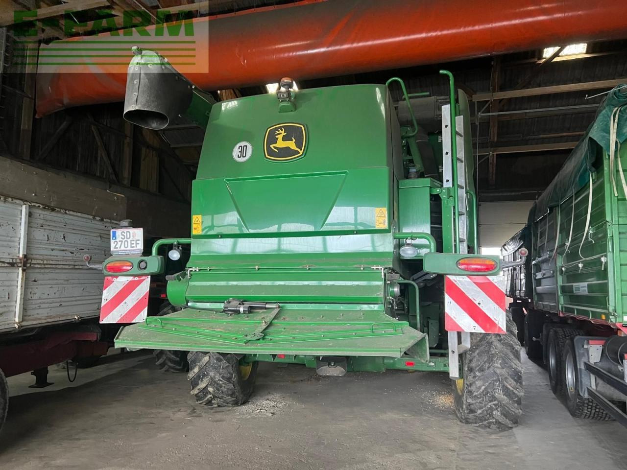 John Deere T670 - Θεριζοαλωνιστική μηχανή: φωτογραφία 3 John Deere T670 - Θεριζοαλωνιστική μηχανή: φωτογραφία 3