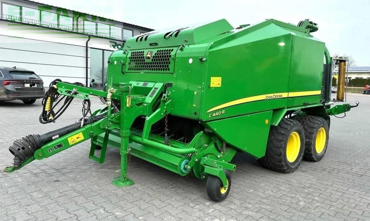 John Deere c 440 r - Χορτοδετική μηχανή τετράγωνες μπάλες: φωτογραφία 1 John Deere c 440 r - Χορτοδετική μηχανή τετράγωνες μπάλες: φωτογραφία 1
