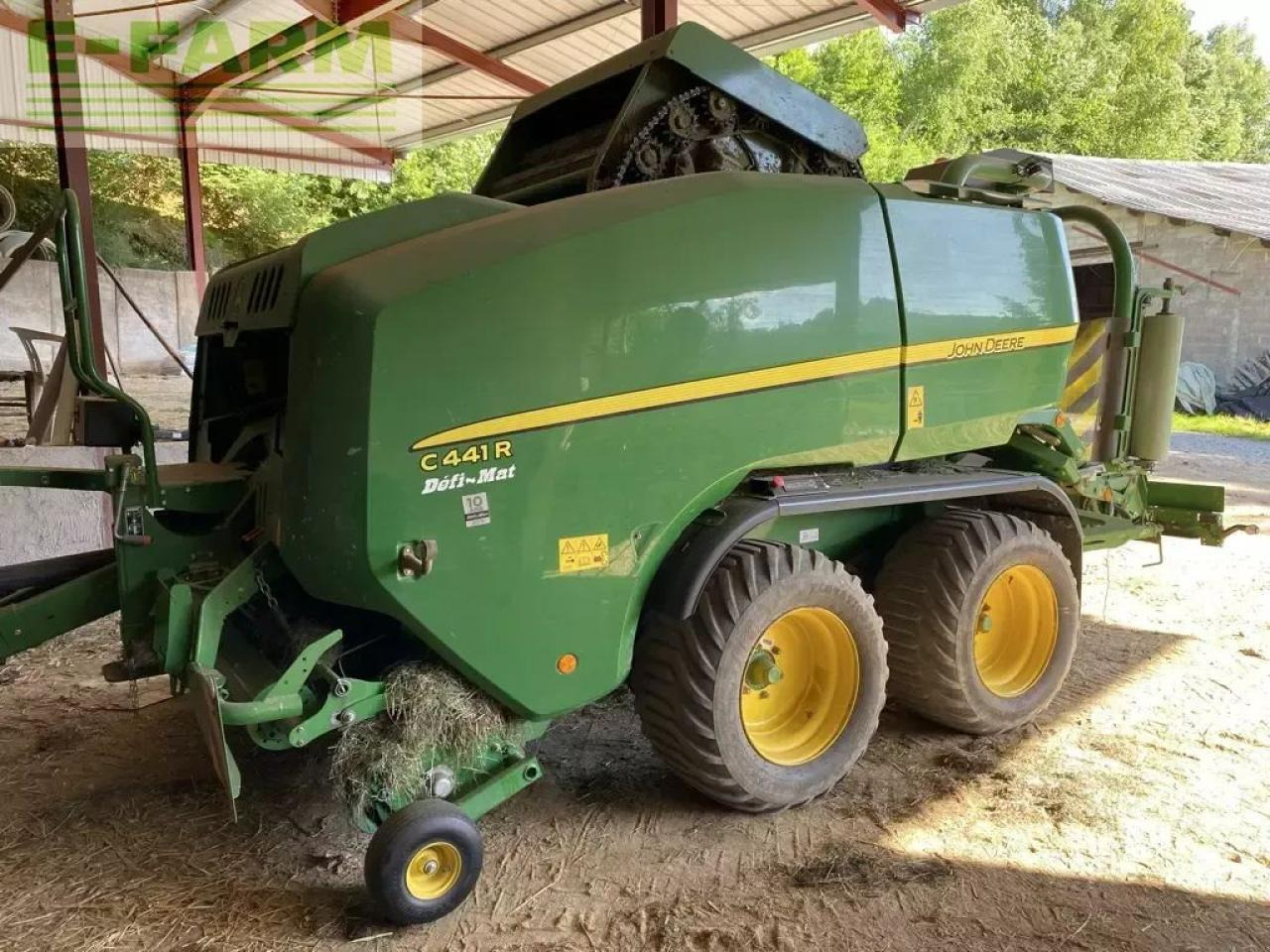 John Deere c441r - Χορτοδετική μηχανή τετράγωνες μπάλες: φωτογραφία 1 John Deere c441r - Χορτοδετική μηχανή τετράγωνες μπάλες: φωτογραφία 1