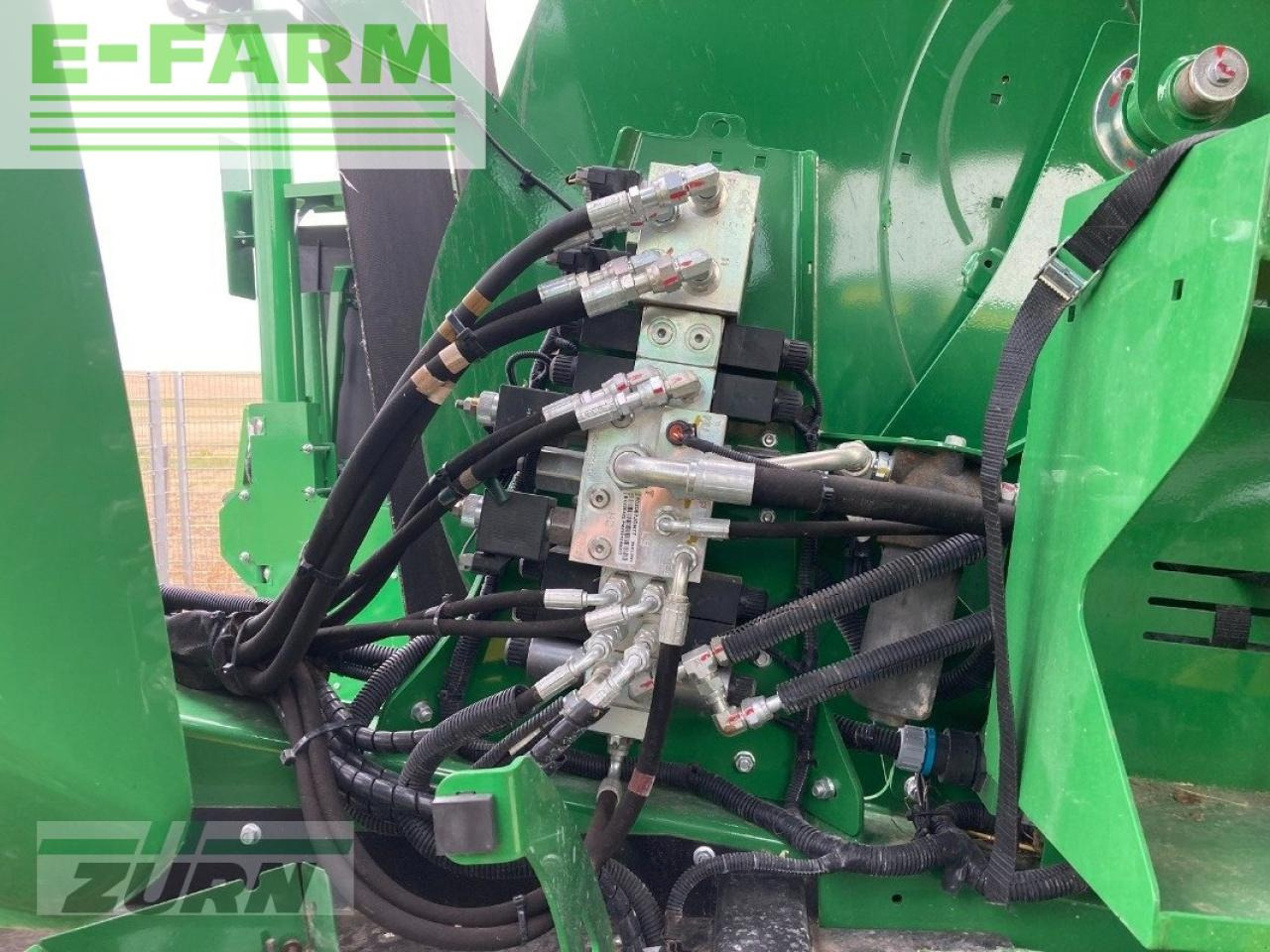 Χορτοδετική μηχανή τετράγωνες μπάλες John Deere c461r: φωτογραφία 18 Χορτοδετική μηχανή τετράγωνες μπάλες John Deere c461r: φωτογραφία 18