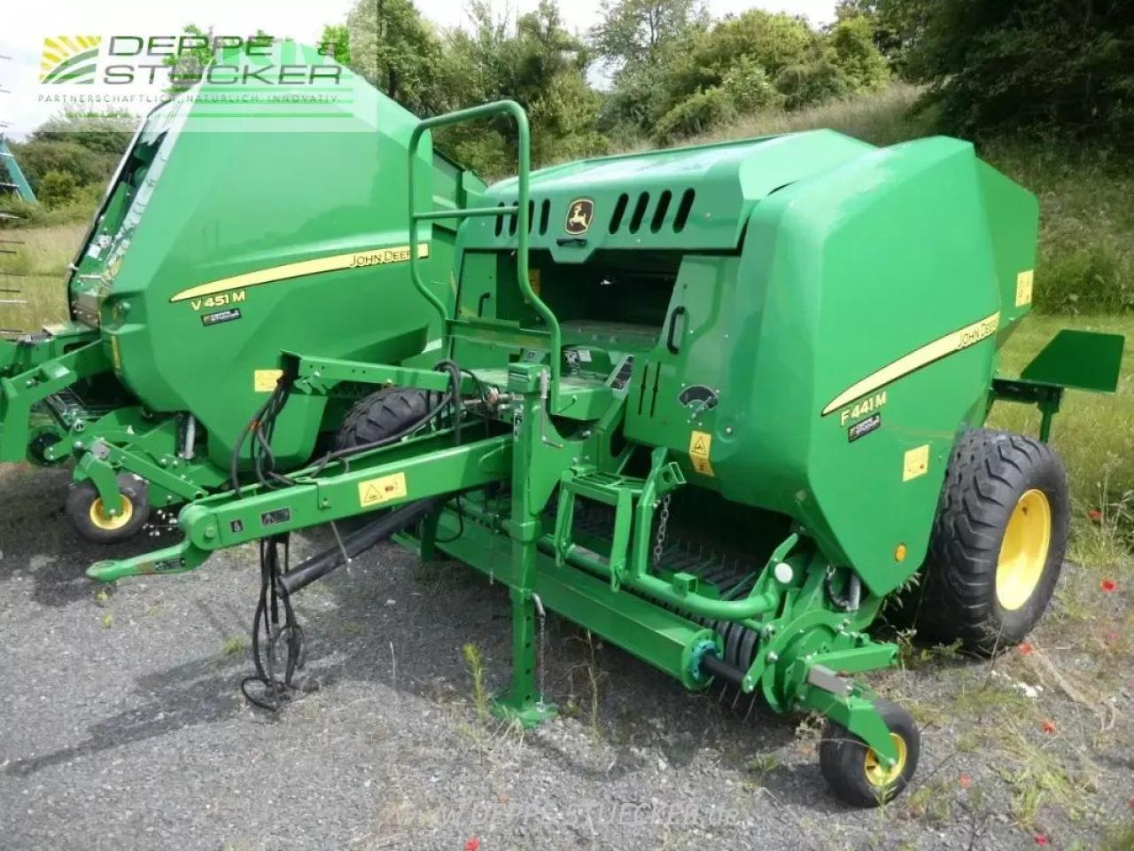 John Deere f441 m - Χορτοδετική μηχανή τετράγωνες μπάλες: φωτογραφία 3 John Deere f441 m - Χορτοδετική μηχανή τετράγωνες μπάλες: φωτογραφία 3
