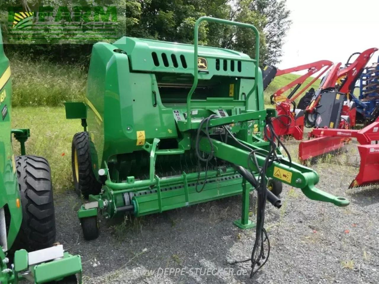 John Deere f441 m - Χορτοδετική μηχανή τετράγωνες μπάλες: φωτογραφία 1 John Deere f441 m - Χορτοδετική μηχανή τετράγωνες μπάλες: φωτογραφία 1