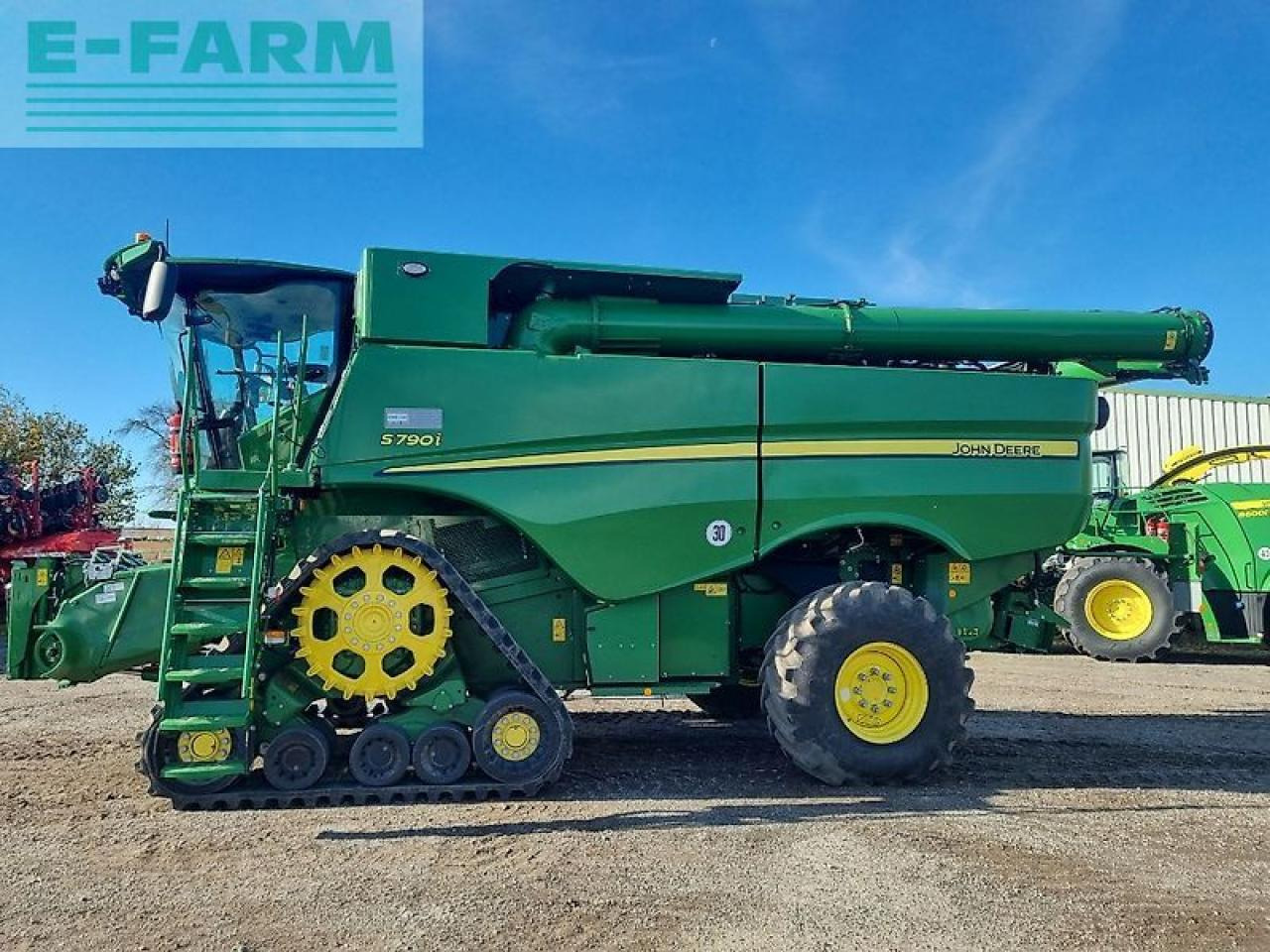 John Deere s790 my23 prod 30 - Θεριζοαλωνιστική μηχανή: φωτογραφία 2 John Deere s790 my23 prod 30 - Θεριζοαλωνιστική μηχανή: φωτογραφία 2