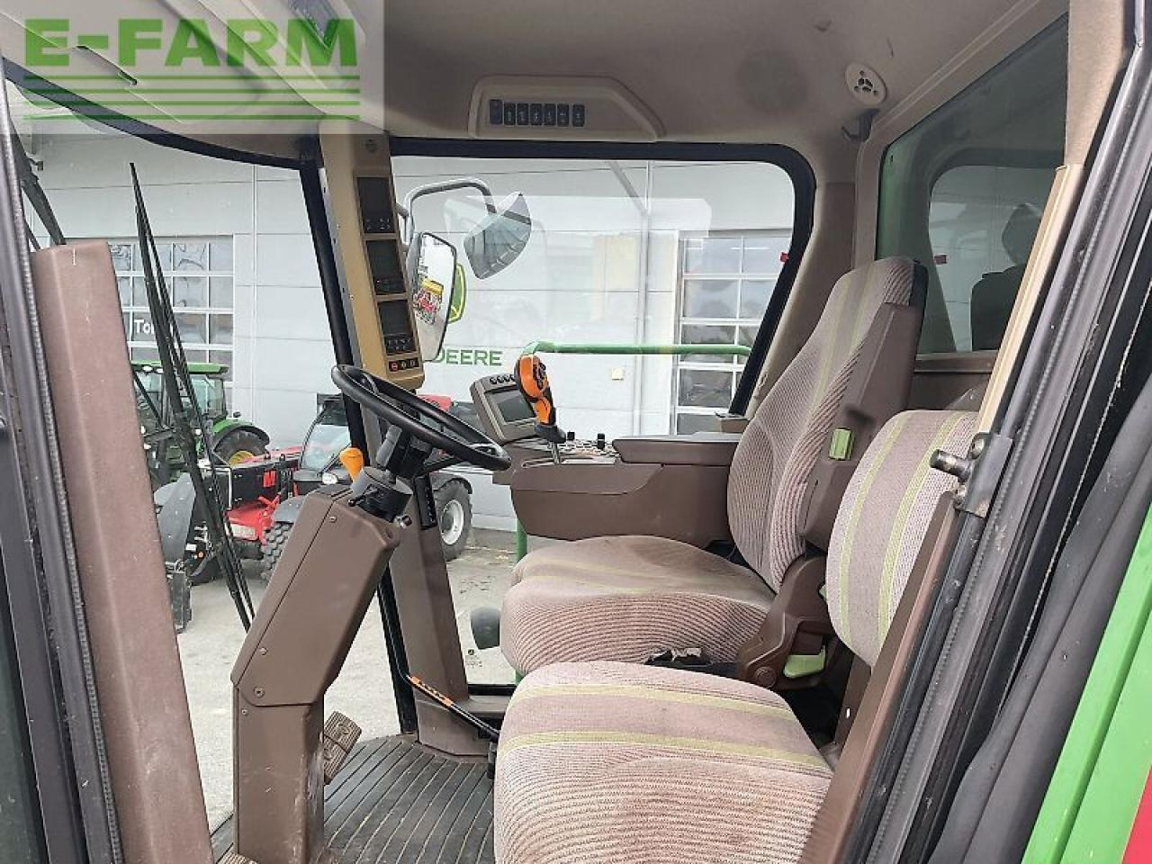 John Deere t560hm - Θεριζοαλωνιστική μηχανή: φωτογραφία 2 John Deere t560hm - Θεριζοαλωνιστική μηχανή: φωτογραφία 2