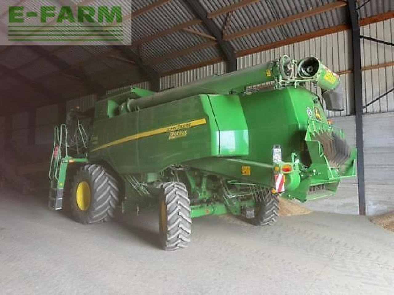 John Deere t660 - Θεριζοαλωνιστική μηχανή: φωτογραφία 1 John Deere t660 - Θεριζοαλωνιστική μηχανή: φωτογραφία 1