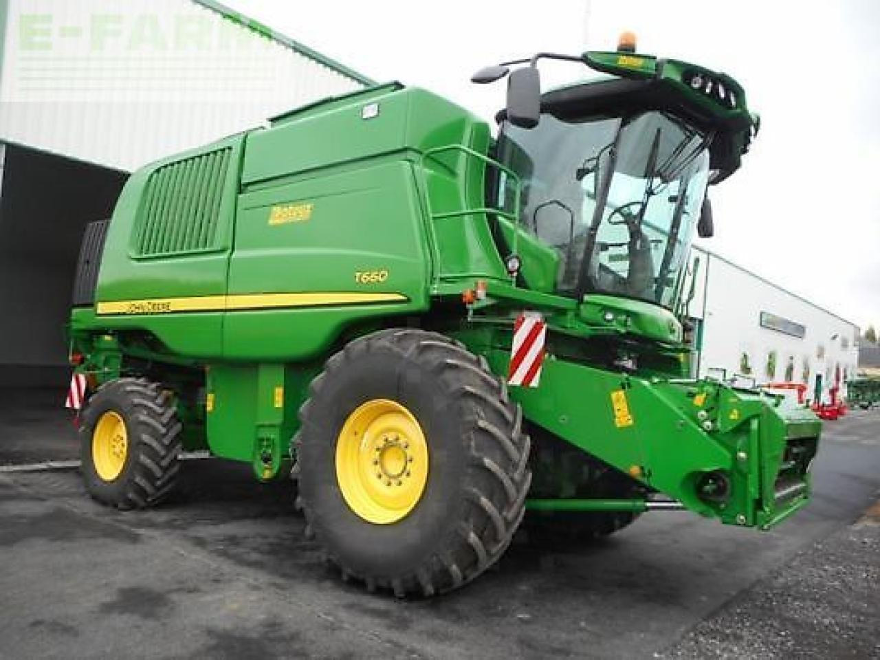 John Deere t660 - Θεριζοαλωνιστική μηχανή: φωτογραφία 2 John Deere t660 - Θεριζοαλωνιστική μηχανή: φωτογραφία 2