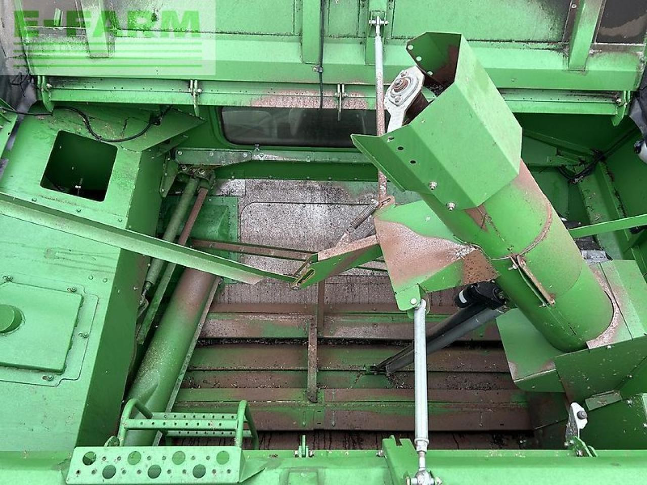 John Deere t670 - Θεριζοαλωνιστική μηχανή: φωτογραφία 4 John Deere t670 - Θεριζοαλωνιστική μηχανή: φωτογραφία 4