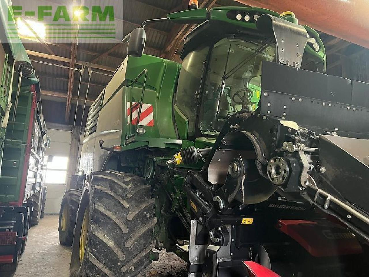 John Deere t670 - Θεριζοαλωνιστική μηχανή: φωτογραφία 2 John Deere t670 - Θεριζοαλωνιστική μηχανή: φωτογραφία 2
