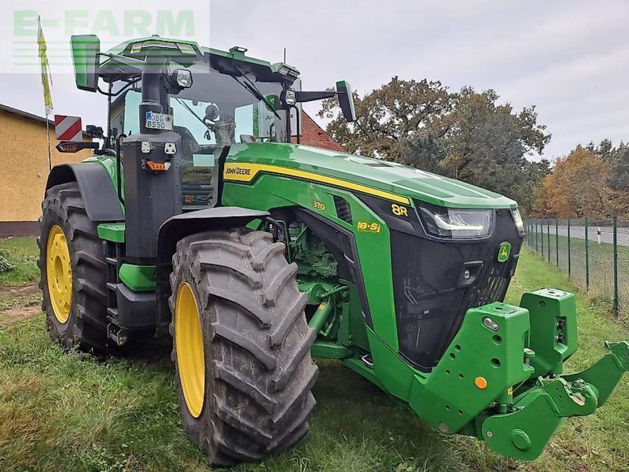 John Deere traktor 8r370 - Τρακτέρ: φωτογραφία 2 John Deere traktor 8r370 - Τρακτέρ: φωτογραφία 2