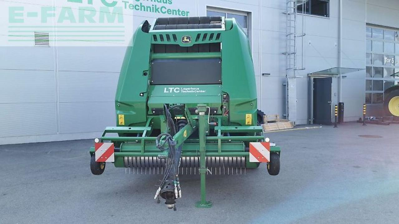John Deere v 451 m hc25 - Χορτοδετική μηχανή τετράγωνες μπάλες: φωτογραφία 5 John Deere v 451 m hc25 - Χορτοδετική μηχανή τετράγωνες μπάλες: φωτογραφία 5