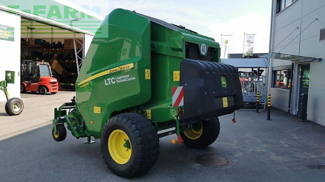 John Deere v 451 m hc25 - Χορτοδετική μηχανή τετράγωνες μπάλες: φωτογραφία 4 John Deere v 451 m hc25 - Χορτοδετική μηχανή τετράγωνες μπάλες: φωτογραφία 4