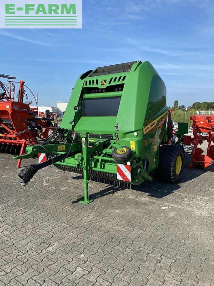 John Deere v451 m - Χορτοδετική μηχανή τετράγωνες μπάλες: φωτογραφία 4 John Deere v451 m - Χορτοδετική μηχανή τετράγωνες μπάλες: φωτογραφία 4